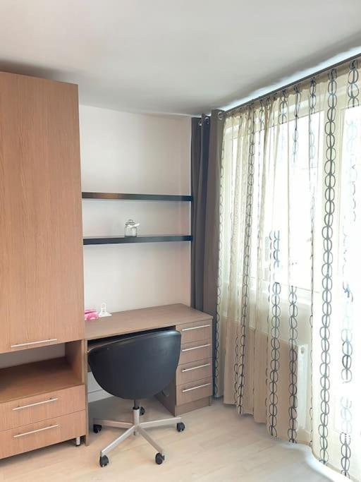 Ferienwohnung Studio Carol - Rond Baba Novac Bukarest Exterior foto